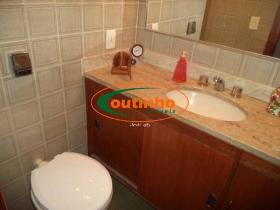 Imagem Apartamento com 4 Quartos à Venda, 160 m² em Tijuca - Rio De Janeiro Imagem Apartamento com 4 Quartos à Venda, 160 m² em Tijuca - Rio De Janeiro