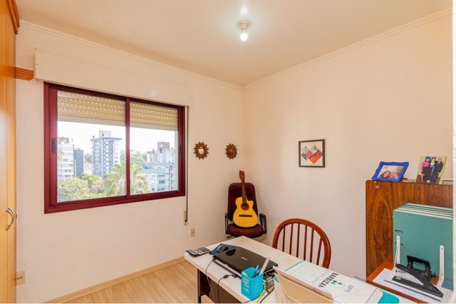Imagem Imóvel com 3 Quartos à Venda, em Higienópolis - Porto Alegre Imagem Imóvel com 3 Quartos à Venda, em Higienópolis - Porto Alegre