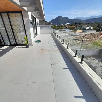 Imagem Casa com 3 Quartos à Venda, 420 m² em Vargem Pequena - Rio De Janeiro