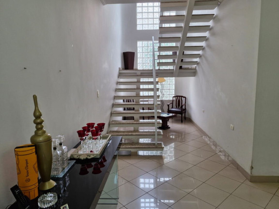 Imagem Casa com 3 Quartos à Venda, 250 m² em Ponta Da Praia - Santos