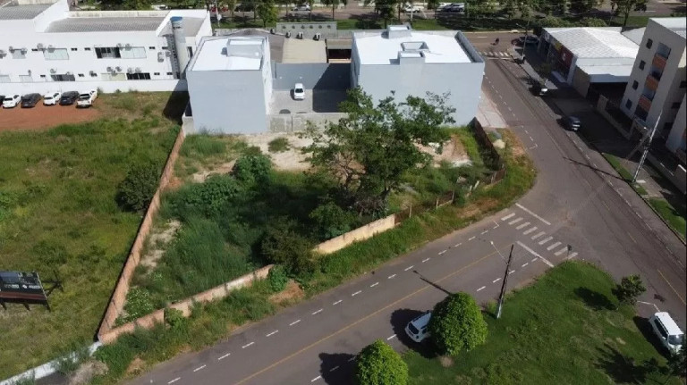 Imagem Terreno à Venda, 1.021 m² em Setor Comercial - Sinop Imagem Terreno à Venda, 1.021 m² em Setor Comercial - Sinop