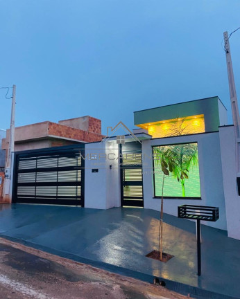 Imagem Casa com 3 Quartos à Venda,  em Jardim Amélia Dionísio - Olímpia