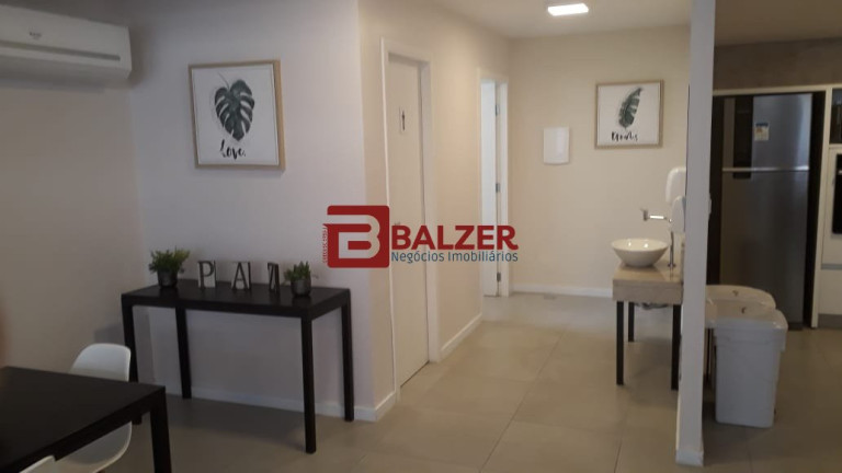 Imagem Apartamento com 2 Quartos à Venda, 60 m² em Trindade - Florianópolis Imagem Apartamento com 2 Quartos à Venda, 60 m² em Trindade - Florianópolis