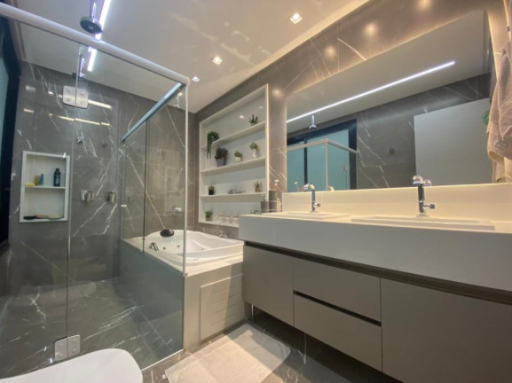 Imagem Casa com 4 Quartos à Venda, 276 m² em Alphaville Flamboyant Residencial Araguaia - Goiânia Imagem Casa com 4 Quartos à Venda, 276 m² em Alphaville Flamboyant Residencial Araguaia - Goiânia