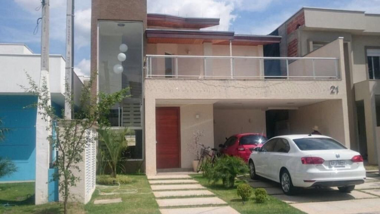 Casa com 3 Quartos à Venda, 254 m² em Caminho Novo - Tremembé