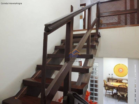 Imagem Casa com 4 Quartos à Venda, 240 m² em Parque Das Palmeiras - Angra Dos Reis