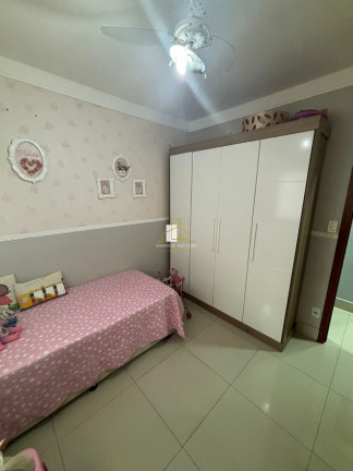 Imagem Casa com 4 Quartos à Venda, 200 m² em Colina De Laranjeiras - Serra