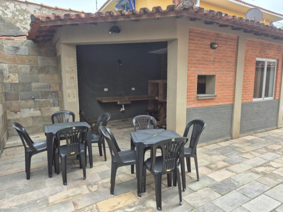 Imagem Casa com 3 Quartos para Alugar ou Temporada, 286 m² em Jardim Virgínia - Guarujá Imagem Casa com 3 Quartos para Alugar ou Temporada, 286 m² em Jardim Virgínia - Guarujá