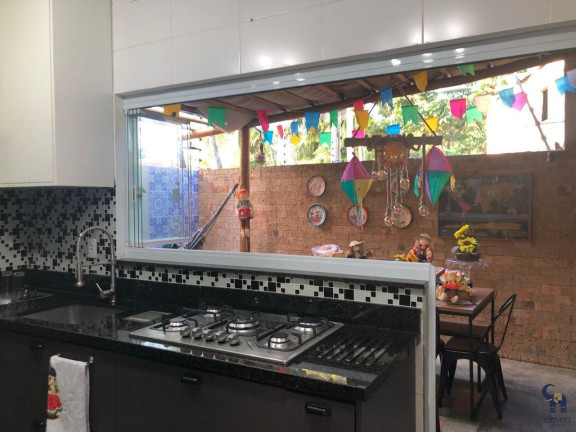 Imagem Casa com 3 Quartos à Venda, 215 m² em Centro - Lauro De Freitas Imagem Casa com 3 Quartos à Venda, 215 m² em Centro - Lauro De Freitas