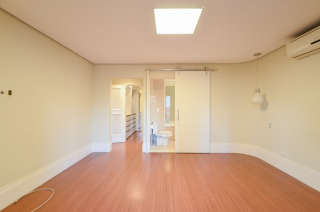 Imagem Imóvel com 4 Quartos à Venda, 301 m² em Campo Belo - São Paulo Imagem Imóvel com 4 Quartos à Venda, 301 m² em Campo Belo - São Paulo