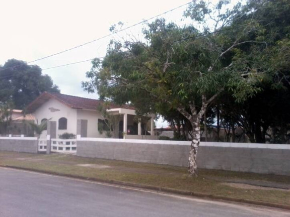 Imagem Casa com 2 Quartos à Venda, 1.081 m² em Convento Velho - Peruíbe