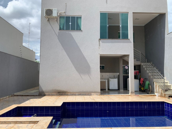 Imagem Sobrado com 6 Quartos à Venda, 300 m² em Parque Residencial Dos Girassóis - Campo Grande Imagem Sobrado com 6 Quartos à Venda, 300 m² em Parque Residencial Dos Girassóis - Campo Grande