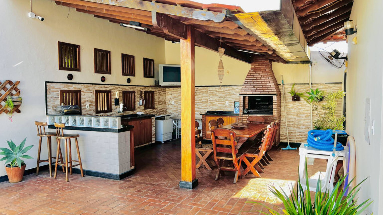 Imagem Casa com 3 Quartos à Venda, 500 m² em Jardim Planalto - Colatina Imagem Casa com 3 Quartos à Venda, 500 m² em Jardim Planalto - Colatina