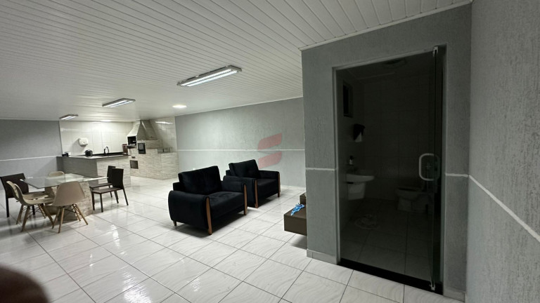 Imagem Casa com 3 Quartos à Venda, 400 m² em Vargem Grande - Pinhais Imagem Casa com 3 Quartos à Venda, 400 m² em Vargem Grande - Pinhais