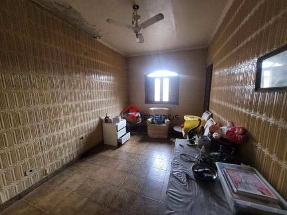 Imagem Casa com 4 Quartos à Venda, 120 m² em Jardim Melvi - Praia Grande