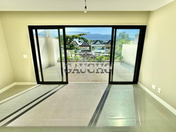 Imagem Casa com 4 Quartos à Venda, 290 m² em Barra Da Tijuca - Rio De Janeiro Imagem Casa com 4 Quartos à Venda, 290 m² em Barra Da Tijuca - Rio De Janeiro