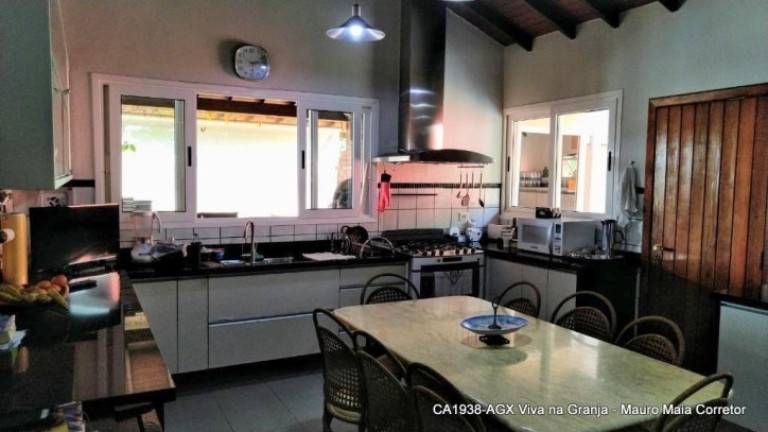 Imagem Casa com 4 Quartos à Venda, 3.200 m² em Chácara Dos Lagos - Carapicuíba Imagem Casa com 4 Quartos à Venda, 3.200 m² em Chácara Dos Lagos - Carapicuíba