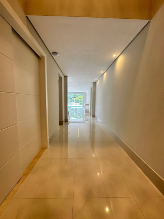 Imagem Casa com 4 Quartos à Venda, 371 m² em Alphaville - Santana De Parnaíba Imagem Casa com 4 Quartos à Venda, 371 m² em Alphaville - Santana De Parnaíba