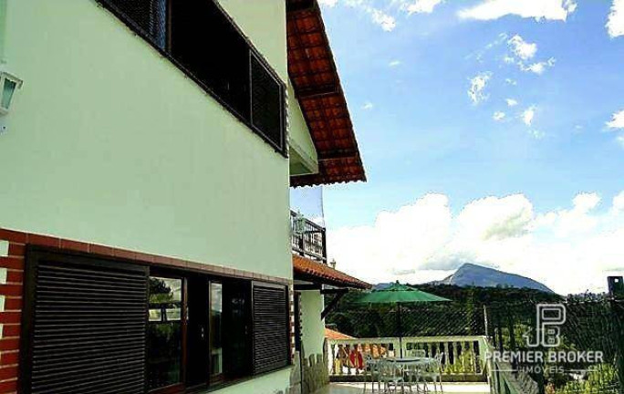 Imagem Casa com 3 Quartos à Venda, 460 m² em Golfe - Teresópolis