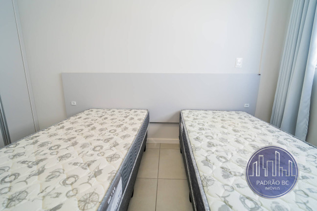 Imagem Apartamento com 2 Quartos à Venda, 60 m² em Mariscal - Bombinhas