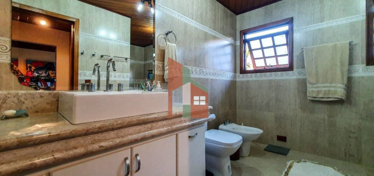 Imagem Casa com 10 Quartos à Venda, 750 m² em Serrinha - Bragança Paulista Imagem Casa com 10 Quartos à Venda, 750 m² em Serrinha - Bragança Paulista