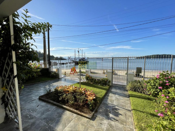 Imagem Casa com 4 Quartos para Alugar ou Temporada, 70 m² em Centro - Porto Belo Imagem Casa com 4 Quartos para Alugar ou Temporada, 70 m² em Centro - Porto Belo