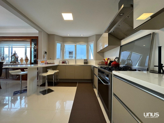 Imagem Casa com 5 Quartos à Venda, 600 m² em Jurerê Internacional - Florianópolis Imagem Casa com 5 Quartos à Venda, 600 m² em Jurerê Internacional - Florianópolis