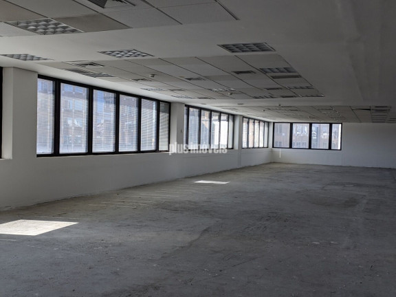 Imagem Imóvel Comercial para Alugar, 526 m² em Chácara Santo Antônio - Zona Sul - São Paulo