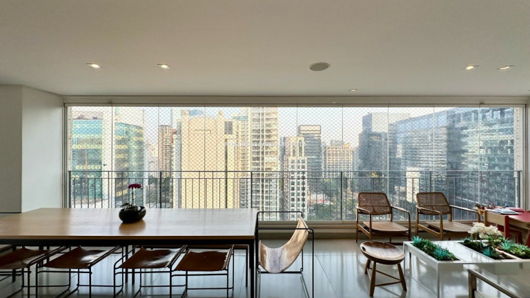 Apartamento com 3 Quartos à Venda, 223 m² em Itaim Bibi - São Paulo