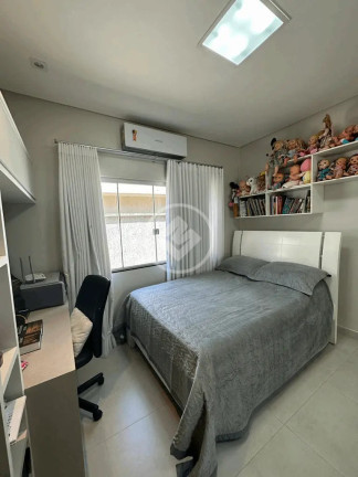 Imagem Casa com 3 Quartos à Venda, 200 m² em Condomínio Do Lago - Goiânia Imagem Casa com 3 Quartos à Venda, 200 m² em Condomínio Do Lago - Goiânia