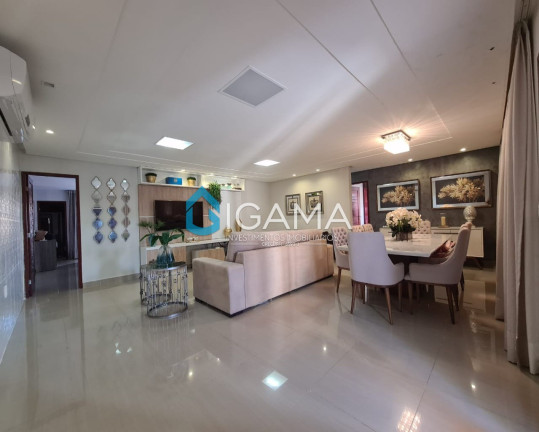 Casa com 3 Quartos à Venda, 251 m² em Ponta Negra - Natal