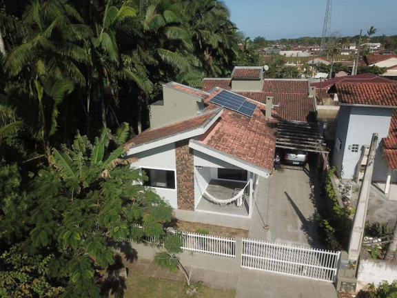 Imagem Casa com 5 Quartos à Venda, 160 m² em Pinheiros - Balneário Barra Do Sul