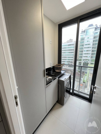 Imagem Apartamento com 4 Quartos à Venda, 134 m² em Meia Praia - Itapema Imagem Apartamento com 4 Quartos à Venda, 134 m² em Meia Praia - Itapema