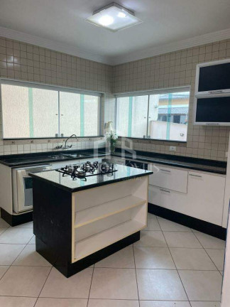 Imagem Casa com 3 Quartos à Venda, 270 m² em Santa Terezinha - São Bernardo Do Campo Imagem Casa com 3 Quartos à Venda, 270 m² em Santa Terezinha - São Bernardo Do Campo