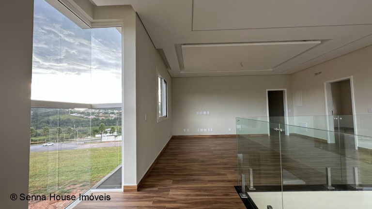 Imagem Casa com 3 Quartos à Venda, 415 m² em Vila Nova Esperia - Jundiaí