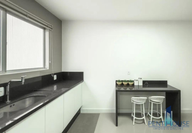 Imagem Apartamento com 2 Quartos à Venda, 115 m² em Centro - Balneário Camboriú