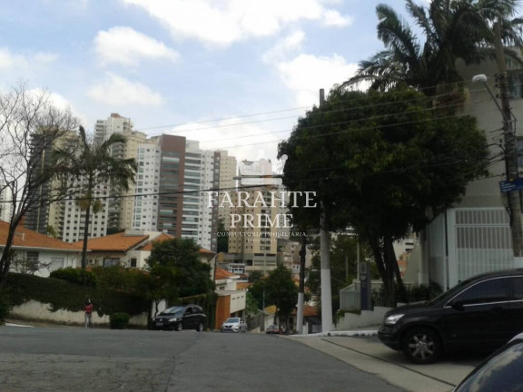 Imóvel Comercial à Venda, 650 m² em Vila Mariana - São Paulo