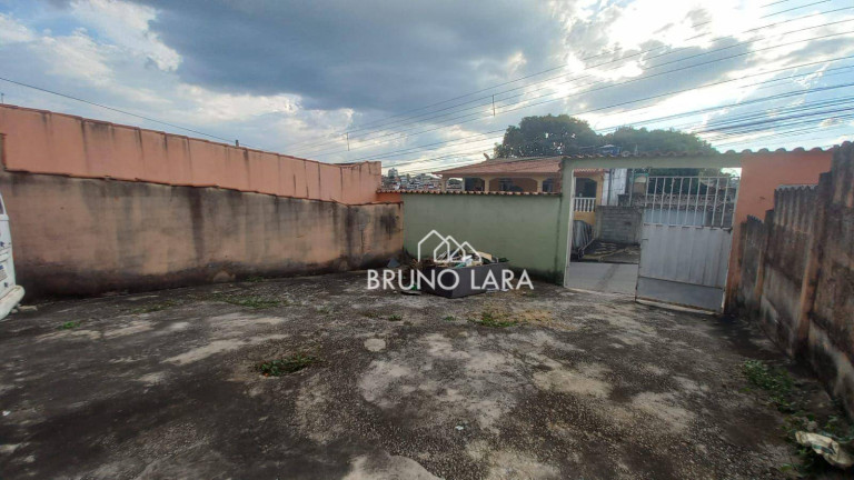 Imagem Casa com 6 Quartos à Venda, 180 m² em Senhora De Fátima - Betim Imagem Casa com 6 Quartos à Venda, 180 m² em Senhora De Fátima - Betim