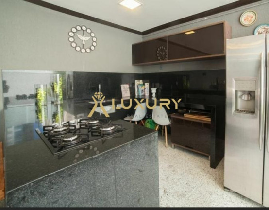 Imagem Imóvel com 2 Quartos à Venda, 254 m² em Lourdes - Belo Horizonte
