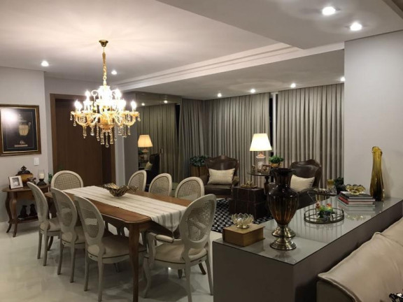 Imagem Apartamento com 3 Quartos para Temporada, 187 m² em Centro - Balneário Camboriú Imagem Apartamento com 3 Quartos para Temporada, 187 m² em Centro - Balneário Camboriú