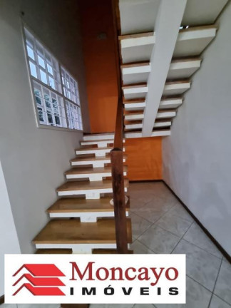 Imagem Sobrado com 3 Quartos à Venda, 337 m² em Loteamento Recanto Sandra - Caraguatatuba Imagem Sobrado com 3 Quartos à Venda, 337 m² em Loteamento Recanto Sandra - Caraguatatuba