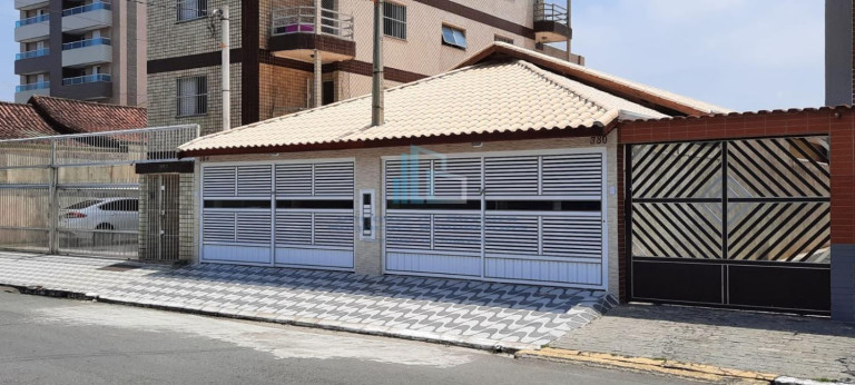 Imagem Casa com 2 Quartos à Venda, 107 m² em Ocian - Praia Grande Imagem Casa com 2 Quartos à Venda, 107 m² em Ocian - Praia Grande