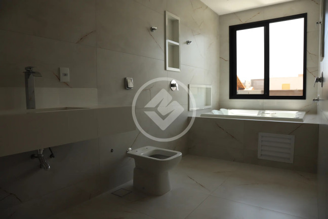 Imagem Casa com 4 Quartos à Venda, 300 m² em Portal Do Sol Green - Goiânia Imagem Casa com 4 Quartos à Venda, 300 m² em Portal Do Sol Green - Goiânia