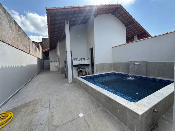 Casa com 2 Quartos à Venda,  em Loty - Itanhaem