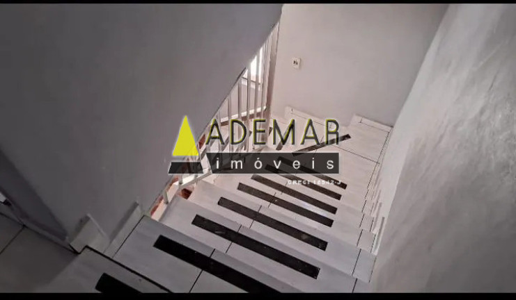 Imagem Casa com 4 Quartos à Venda, 300 m² em Taboão - Diadema Imagem Casa com 4 Quartos à Venda, 300 m² em Taboão - Diadema