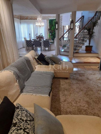 Casa com 4 Quartos à Venda, 313 m² em Centro - Tijucas