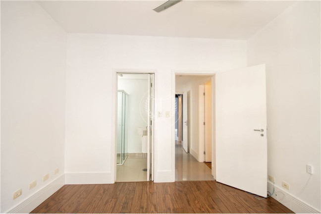 Imagem Apartamento com 2 Quartos à Venda, 156 m² em Cerqueira César - São Paulo