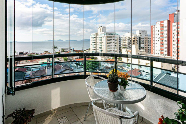 Imagem Apartamento à Venda, 200 m² em Balneário - Florianópolis Imagem Apartamento à Venda, 200 m² em Balneário - Florianópolis