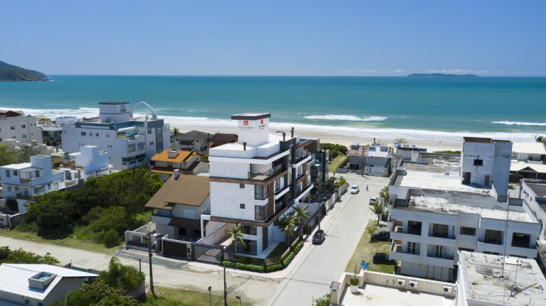 Imagem Apartamento com 3 Quartos à Venda, 130 m² em Bombinhas - Bombinhas
