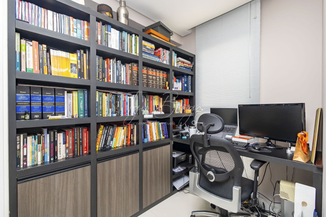 Imagem Cobertura com 3 Quartos à Venda, 179 m² em Bacacheri - Curitiba Imagem Cobertura com 3 Quartos à Venda, 179 m² em Bacacheri - Curitiba